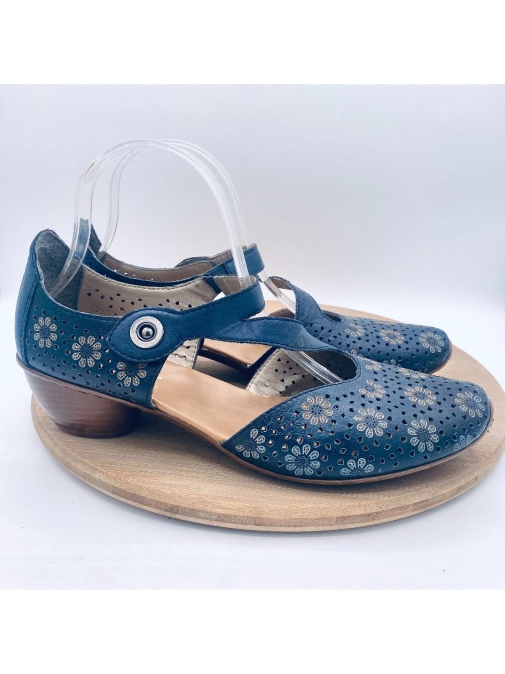 Reiker Mary Jane Shoes Womens 10 41 Blue Leather Comfort Perforated Heels